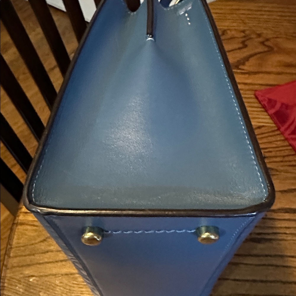 Coach Blue Embossed Leather Charlie Carryall Tote 2022. FLASH SALE - Picture 7 of 11